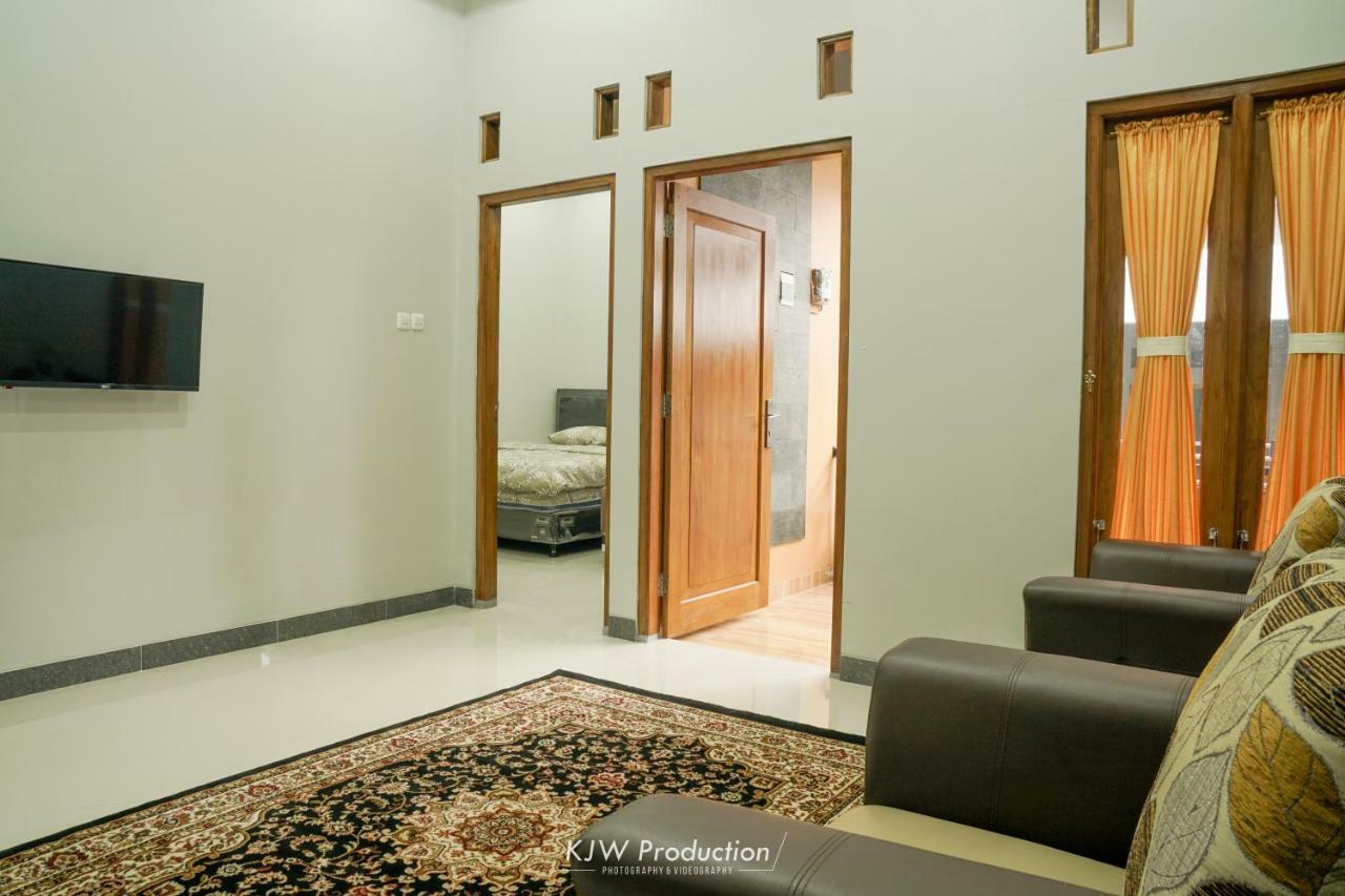 M Stay Guest House Jogja Jogyakarta Zewnętrze zdjęcie